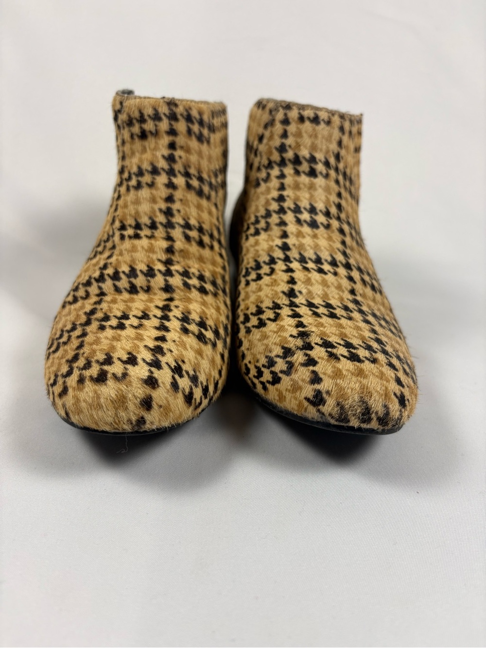 Very Volatile Pony Hair Houndstooth Ankle Boots Sz 6.5 Indie Sleaze - Picture 2 of 11